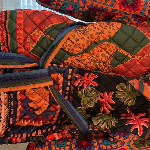 Farm Rio Quilted Coat - Picture 3 of 7